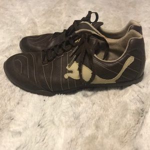 Brown leather puma sneakers
